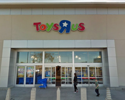 Redwood City Toys'R'Us spared after company announces nationwide closures