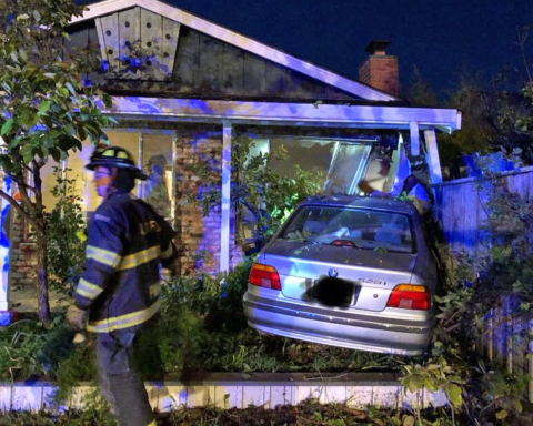 No injuries after car crashes into home on Farm Hill Blvd.