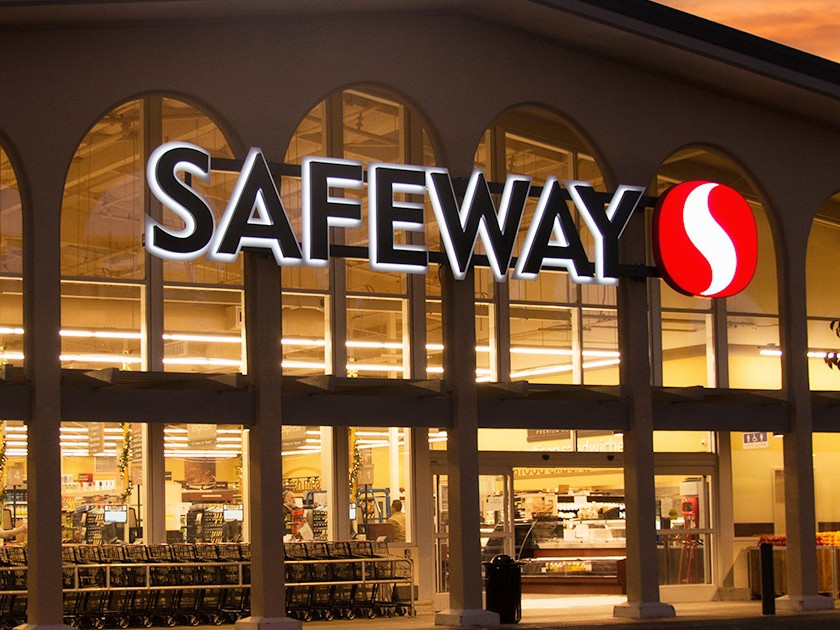 Safeway giving workers $2/hour raise during COVID-19 outbreak - Climate  Online