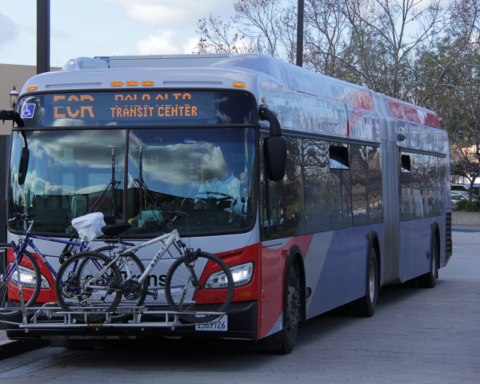 All SamTrans buses now equipped with free Wi-Fi