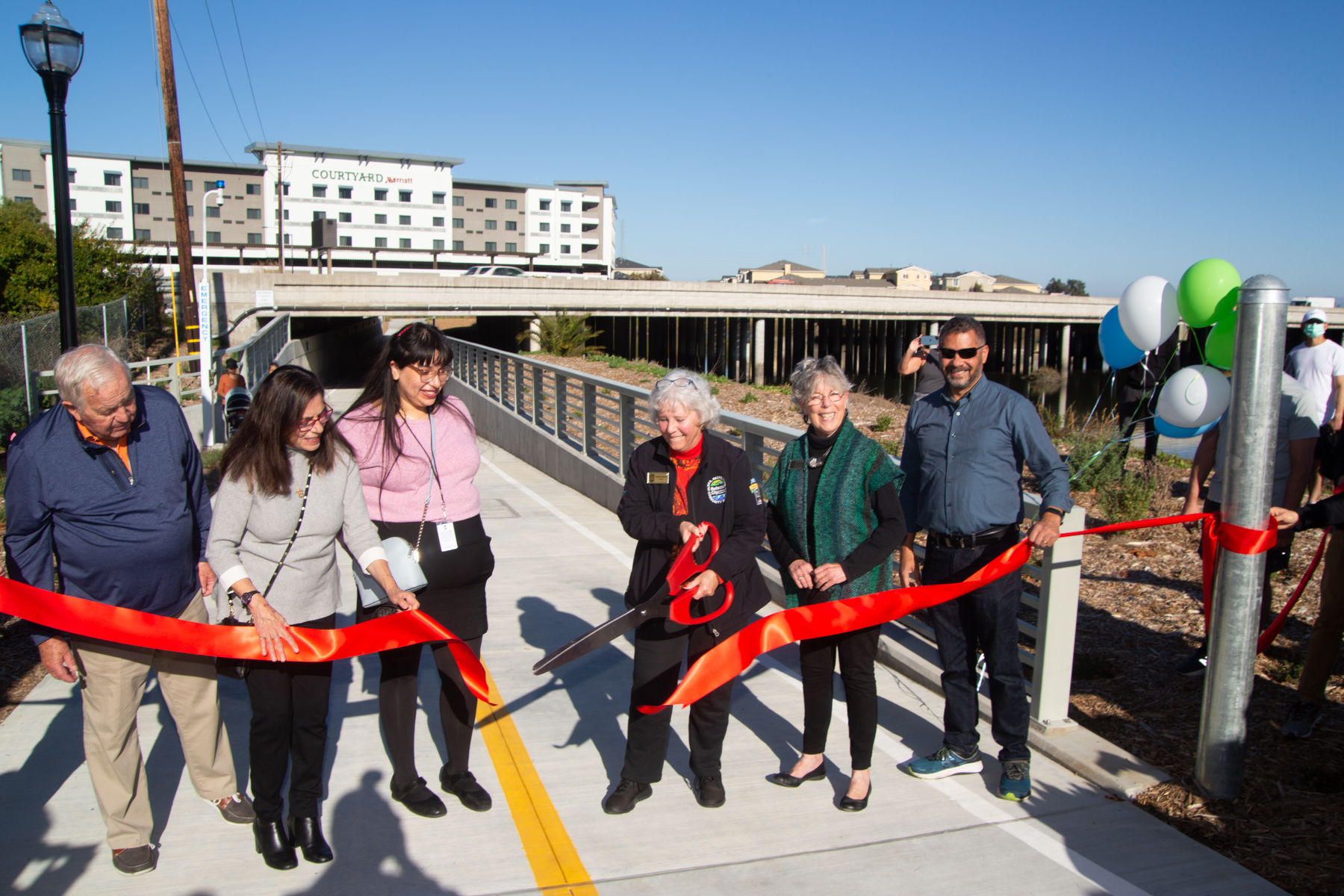 Redwood City Opens Pedestrian Path to Bayfront