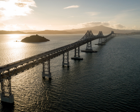 Seven Bay Area bridge tolls set to rise in January