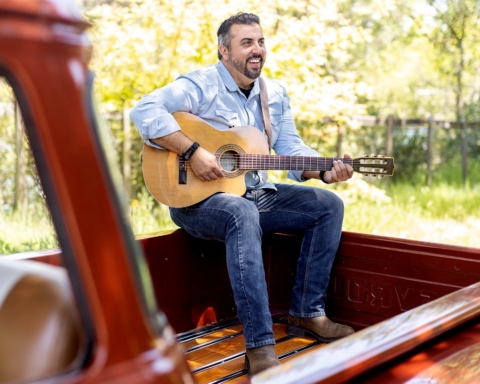 Redwood City Musician Makes (Air) Waves with His Country Song
